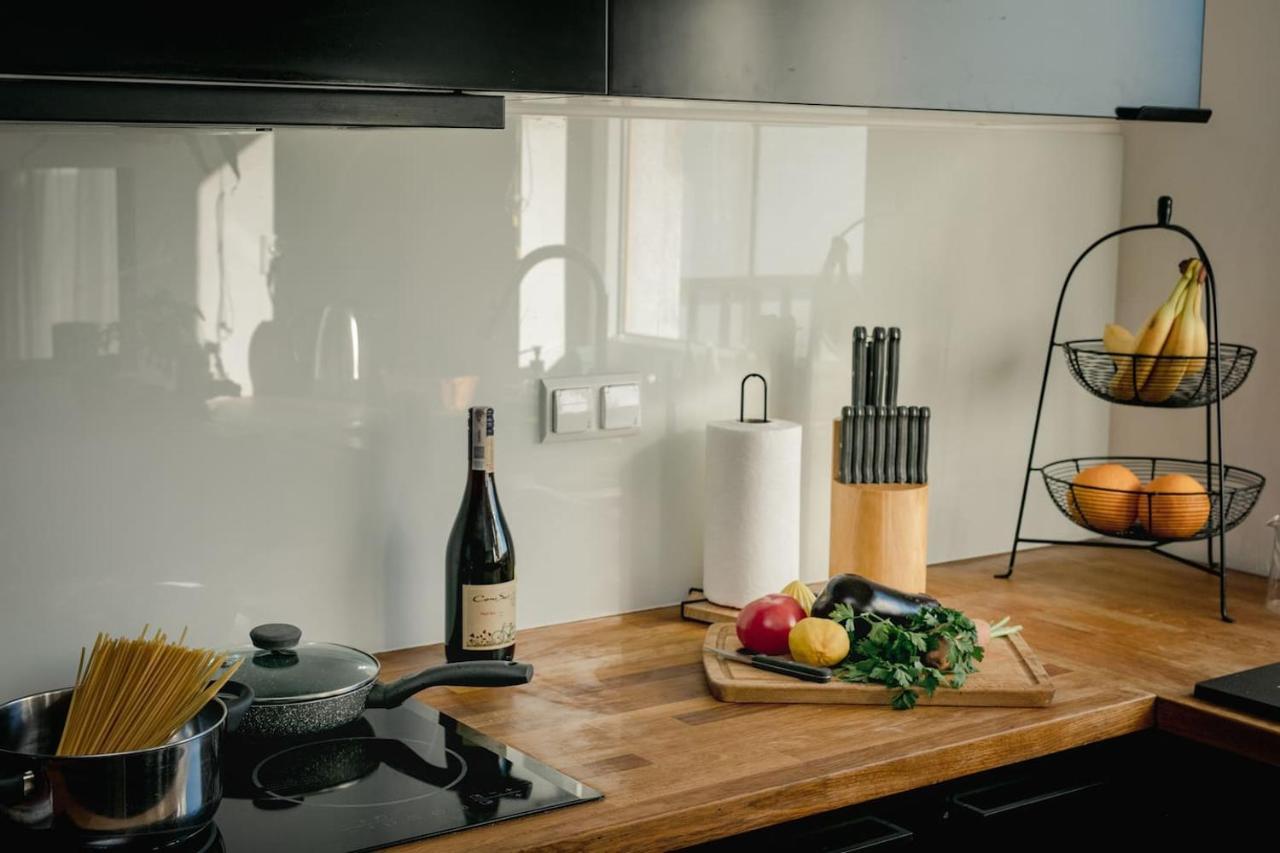 Dwupoziomowy, Rodzinny Apartament. Ochrona, Garaz. Varsó Kültér fotó
