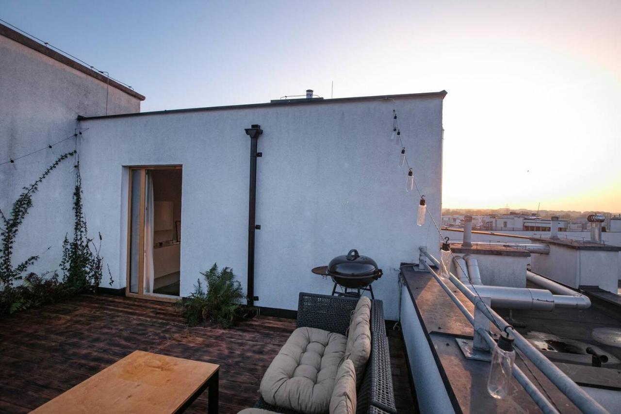 Dwupoziomowy, Rodzinny Apartament. Ochrona, Garaz. Varsó Kültér fotó